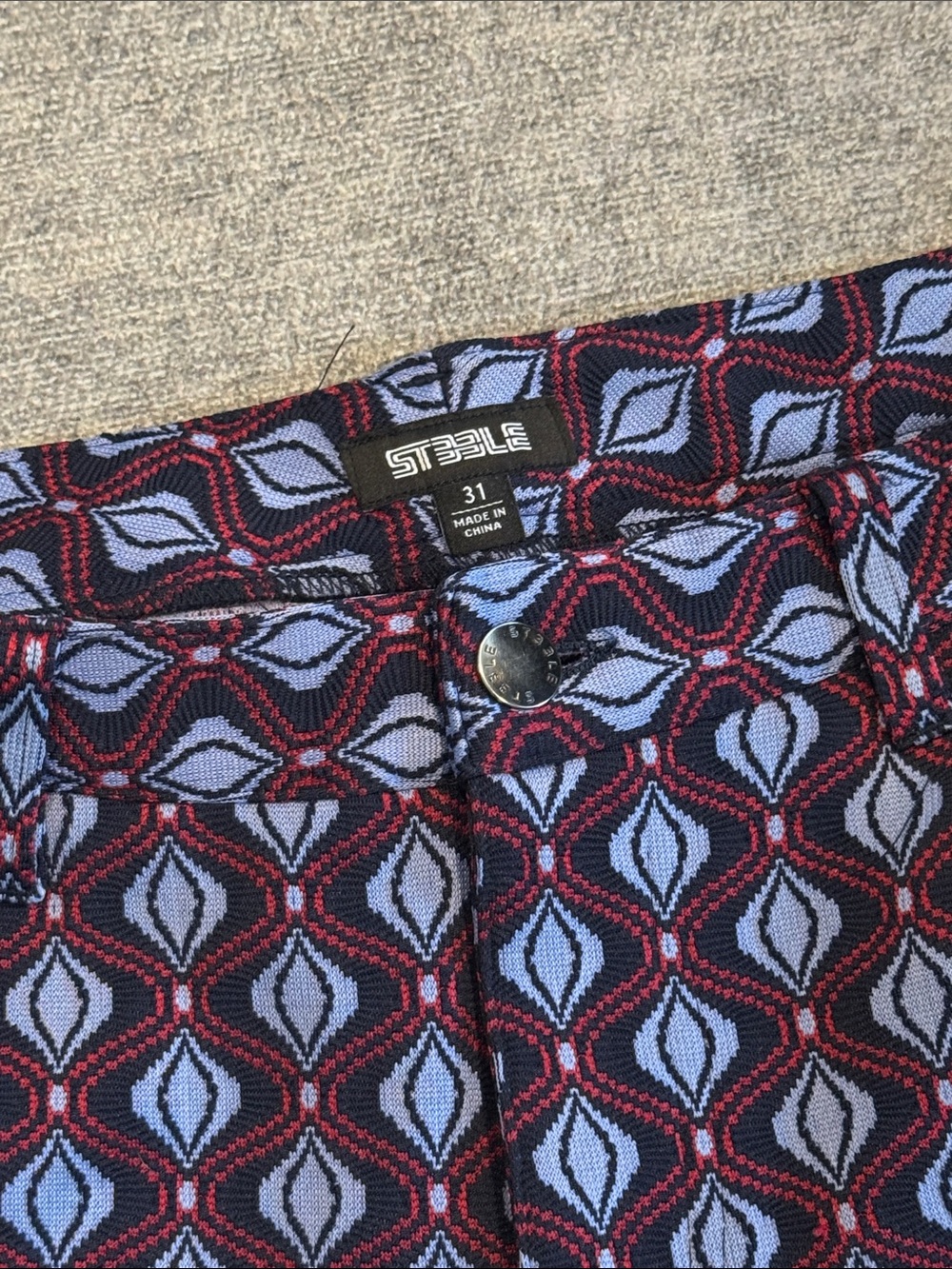 Mens ST33LE patterned knit shorts - Picture 2 of 4